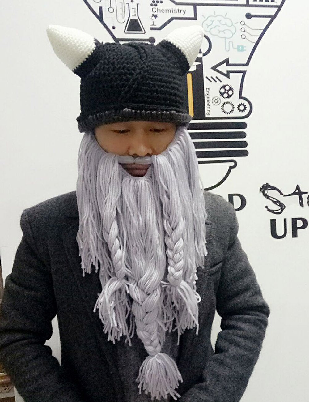 Bonnet Viking Barbe YEKEYI avec cornes, masque chaud d'hiver, tricoté en laine, bonnet humoristique 