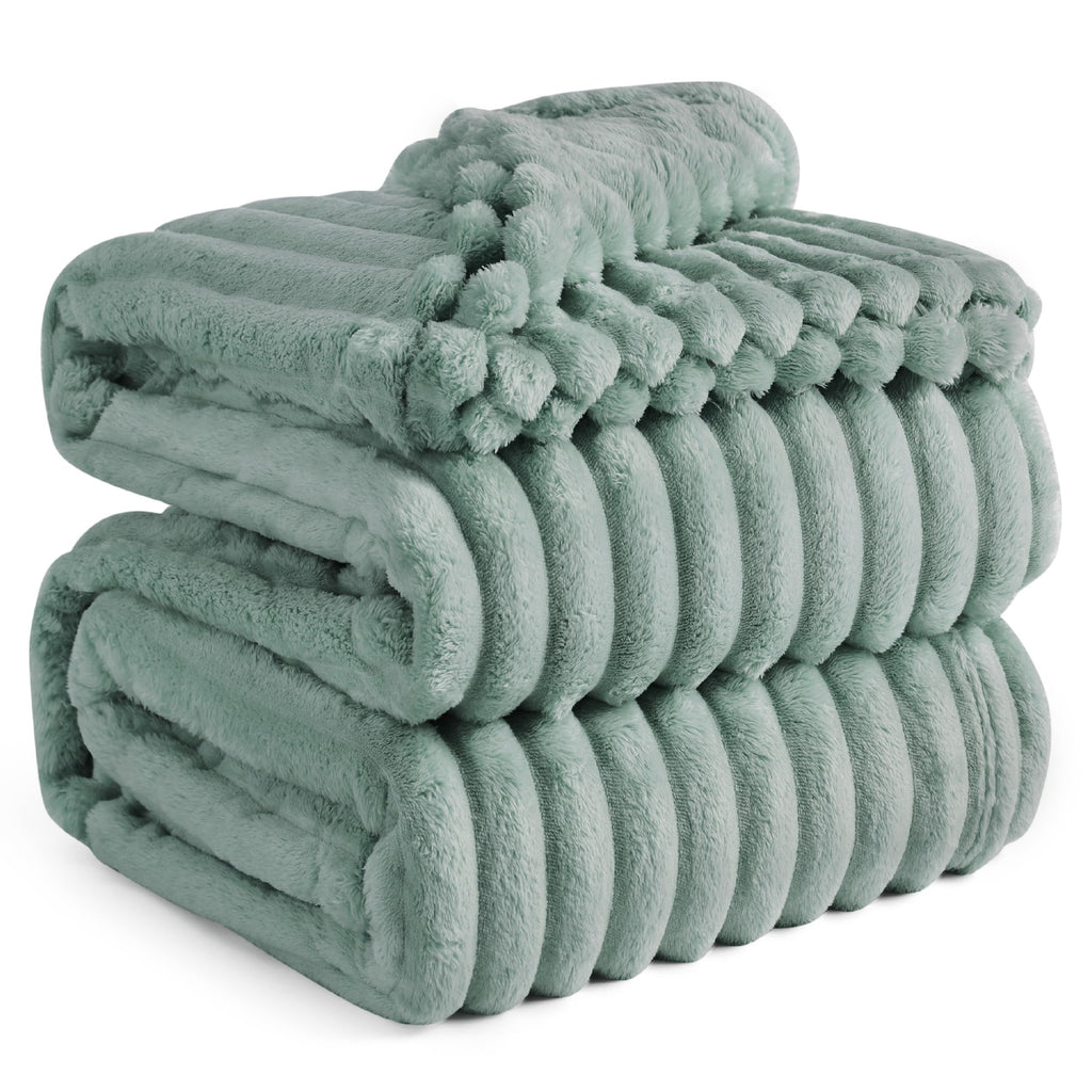 Bedsure Throw Blanket Living Room Home Decor- Gift for Mom Women Men, Soft Fluffy Fleece Cozy Fuzzy Plush Warm White Couch Bed Winter Blanket, Bedroom Christmas Decor Gifts for Him Her, 50x60