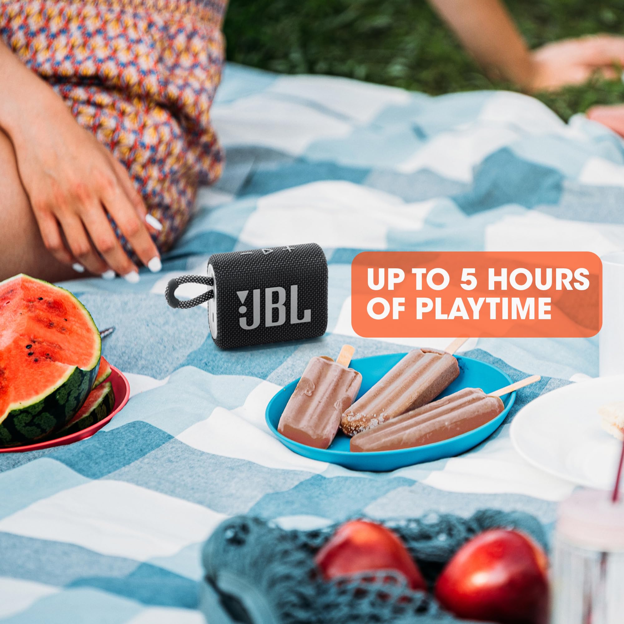 JBL Go 4 - Ultra-Portable, Waterproof and Dustproof Bluetooth Speaker, 7-Hour Built-in Battery, Made in Part with Recycled Materials (Black)