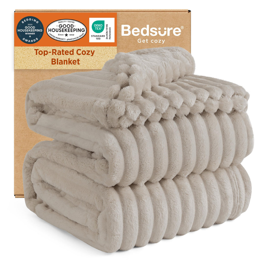 Bedsure Throw Blanket Living Room Home Decor- Gift for Mom Women Men, Soft Fluffy Fleece Cozy Fuzzy Plush Warm White Couch Bed Winter Blanket, Bedroom Christmas Decor Gifts for Him Her, 50x60