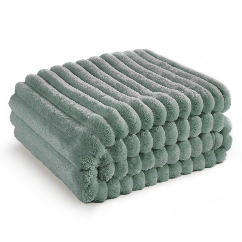 Bedsure Throw Blanket Living Room Home Decor- Gift for Mom Women Men, Soft Fluffy Fleece Cozy Fuzzy Plush Warm White Couch Bed Winter Blanket, Bedroom Christmas Decor Gifts for Him Her, 50x60